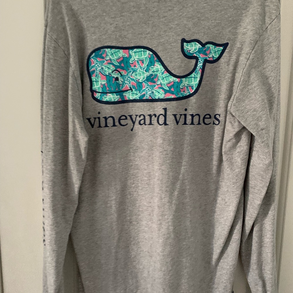 Vineyard vines long sleeve tshirt